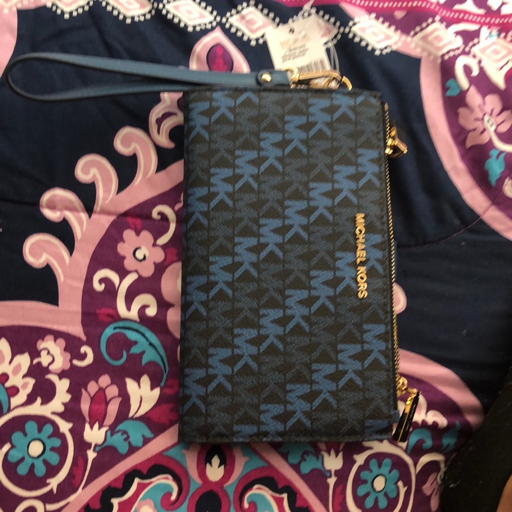 Phone case/wallet - Picture 2 of 2
